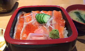 テカポ湖畔レストラン